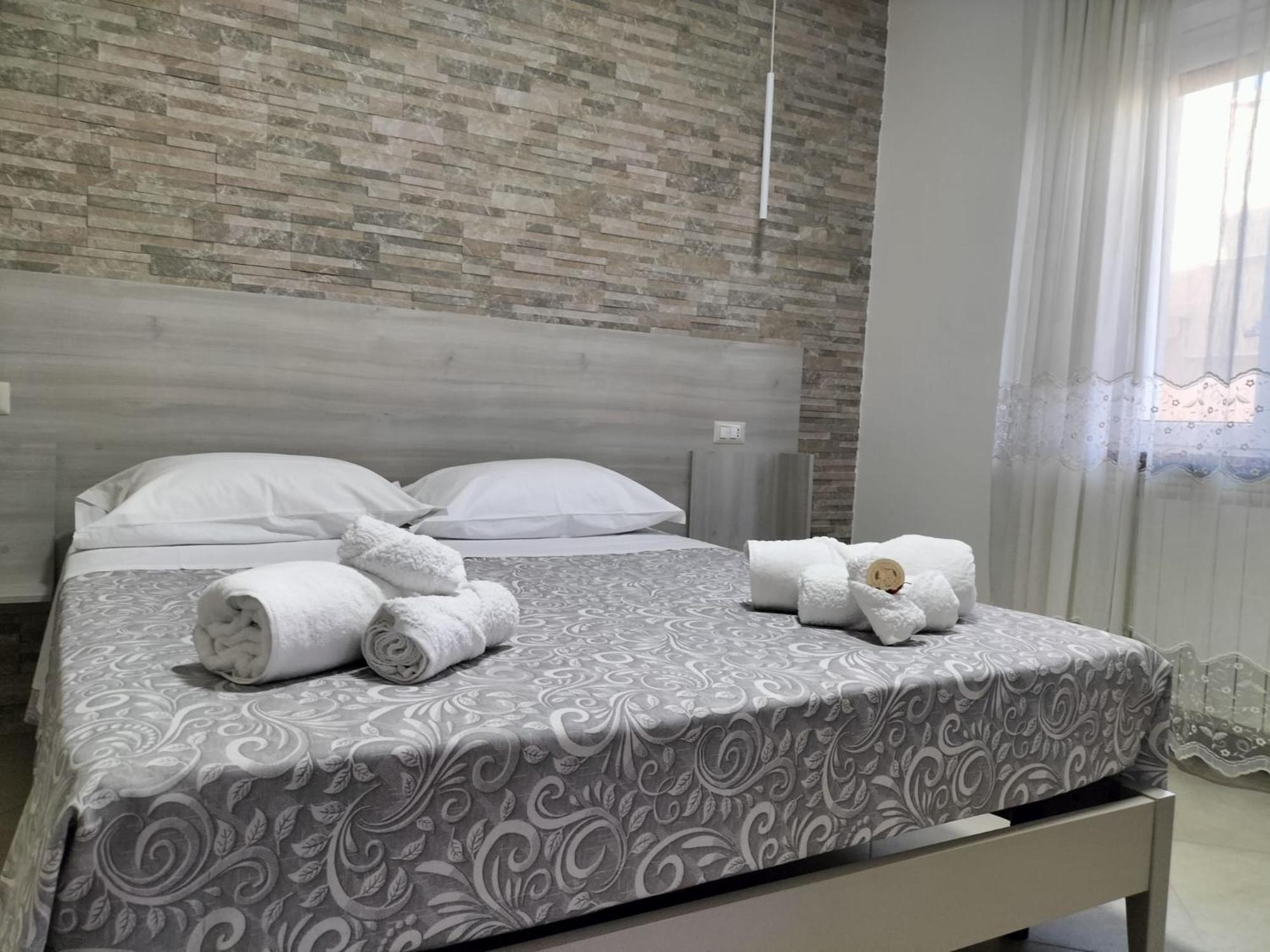 Hera Tropea Rooms ภายนอก รูปภาพ